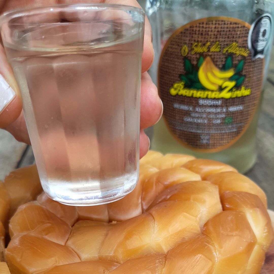 cachaça bananazinha com queijo trança cascavel defumado
