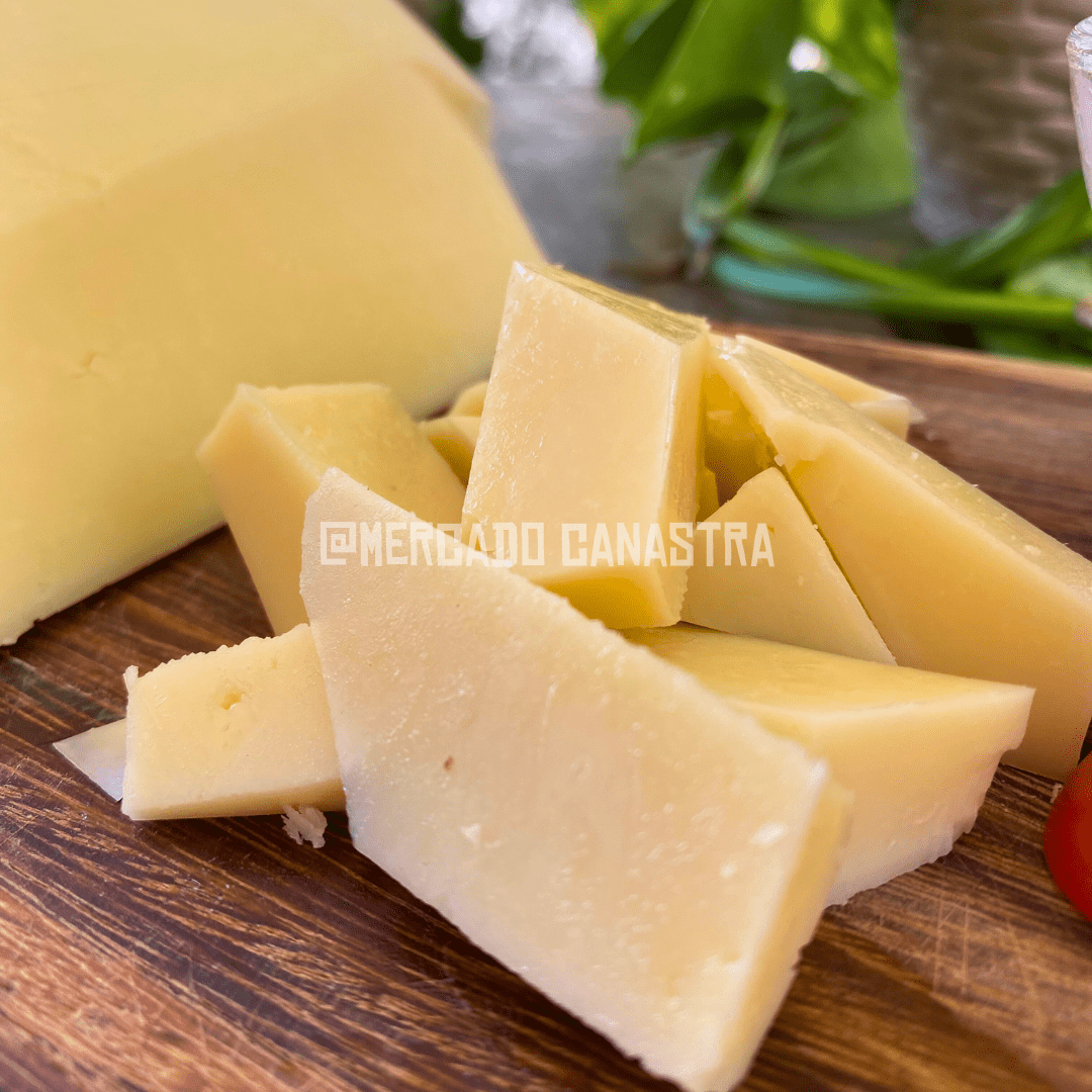 Queijo Parmesão Vila Caipira 0109