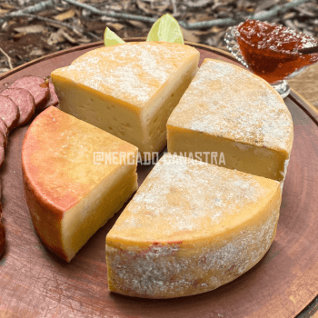 Kit 4 Cunhas Queijo Canastra Faz o Bem - 4 Estágios de Maturação